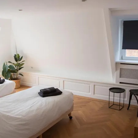 Canal House In Historic Center Apartment *