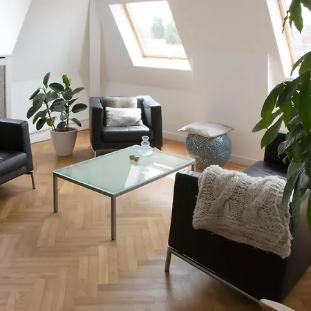 Canal House In Historic Center Apartment