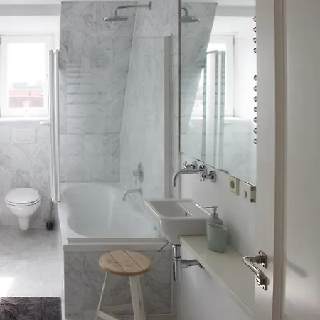 Canal House In Historic Center Apartment *