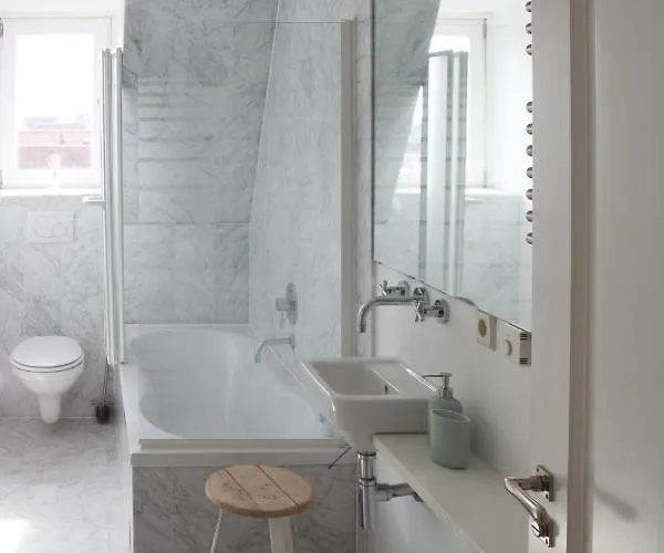 Canal House In Historic Center Apartment *