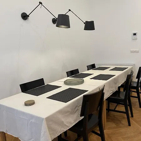 Apartment Canal House In Historic Center